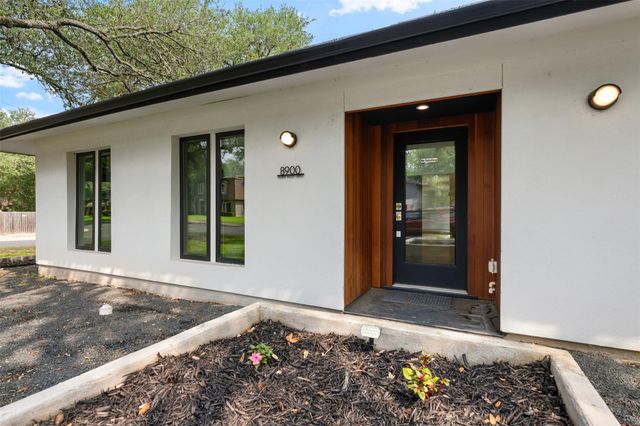 8900 Point West DR, Austin, TX 78759