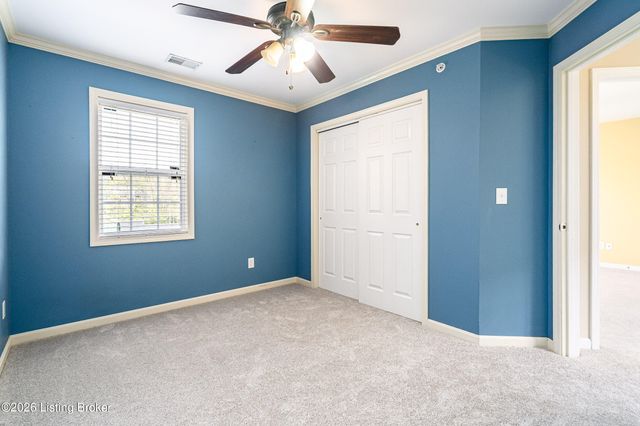 250 Crescent Hill Pl APT 201, Louisville, KY 40206