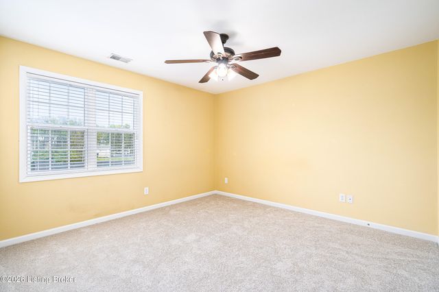 250 Crescent Hill Pl APT 201, Louisville, KY 40206
