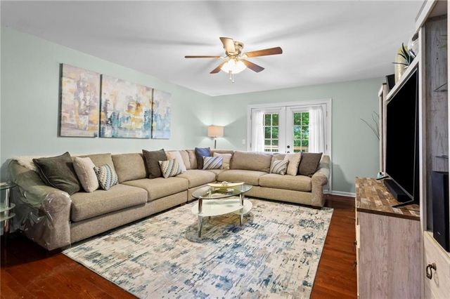 21 Idlewood Drive NW, Cartersville, GA 30121