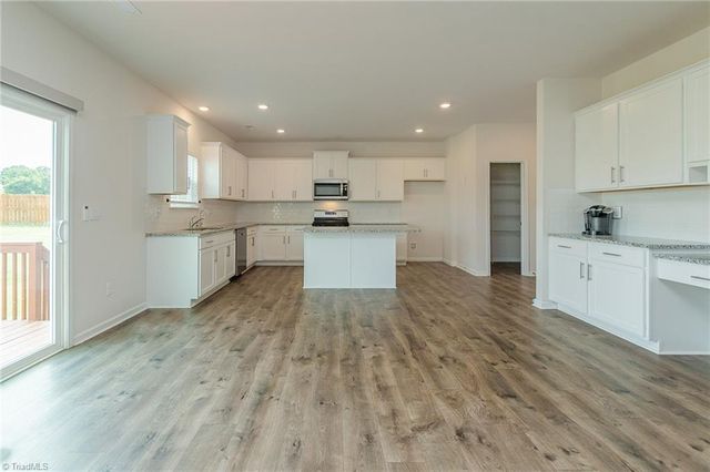 8500 Cripplegate Trace, Browns Summit, NC 27214
