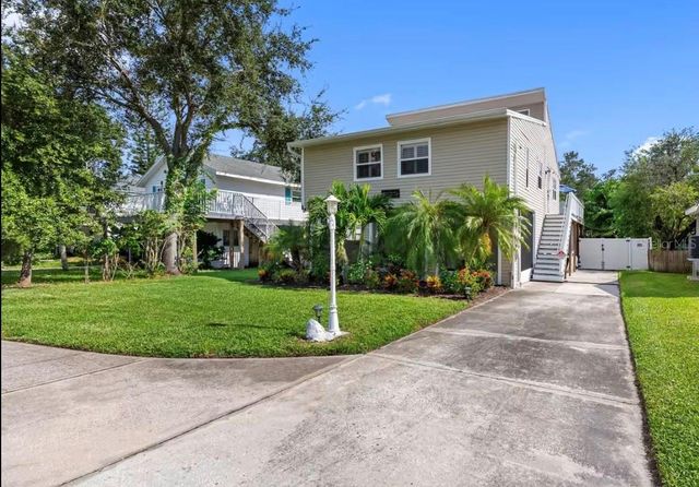 313 CRYSTAL BEACH AVENUE, Crystal Beach, FL 34681