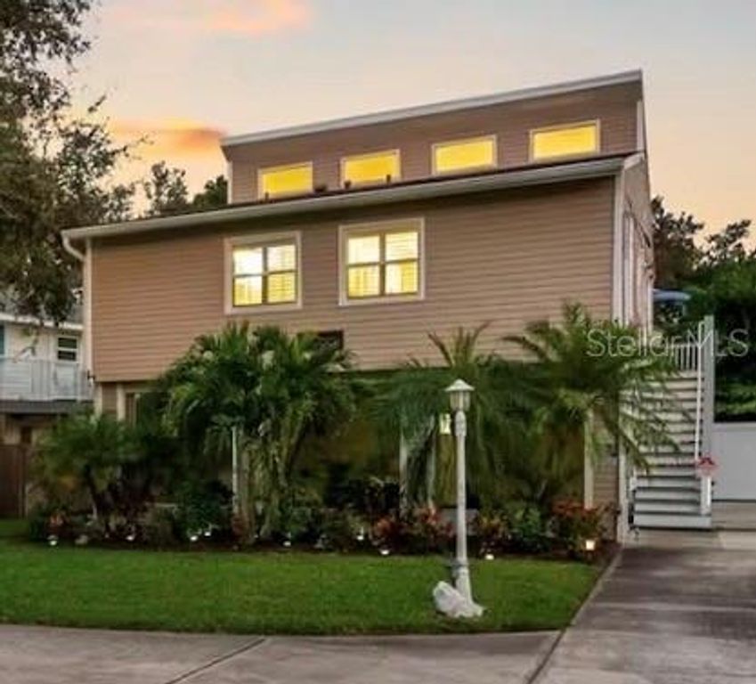 313 CRYSTAL BEACH AVENUE, Crystal Beach, FL 34681