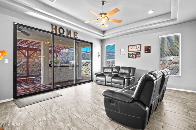 13660 Ness Avenue, Horizon City, TX 79928