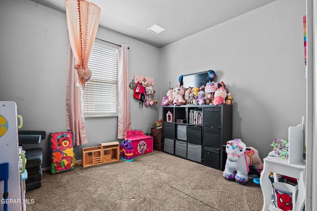 13660 Ness Avenue, Horizon City, TX 79928