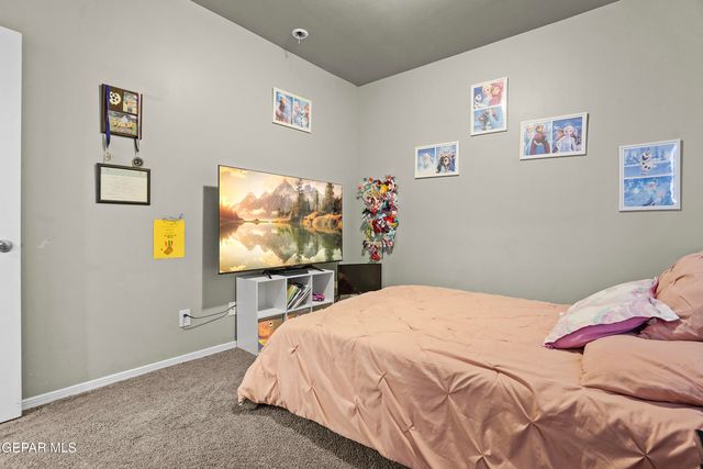 13660 Ness Avenue, Horizon City, TX 79928