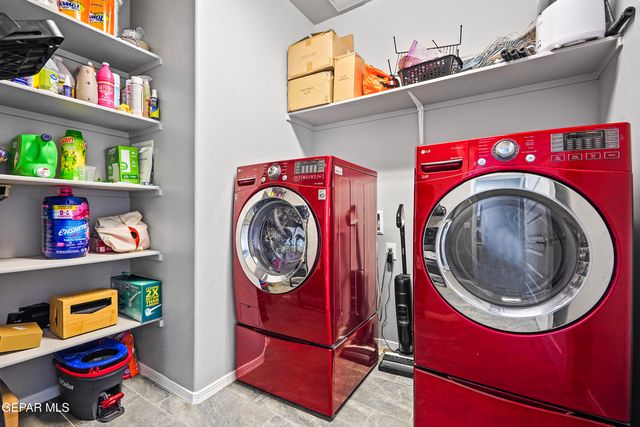 13660 Ness Avenue, Horizon City, TX 79928