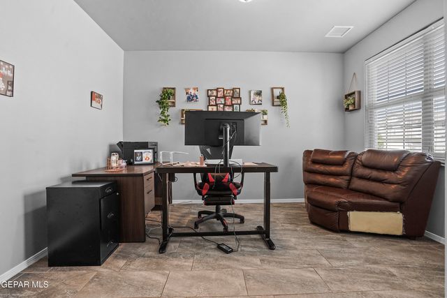 13660 Ness Avenue, Horizon City, TX 79928