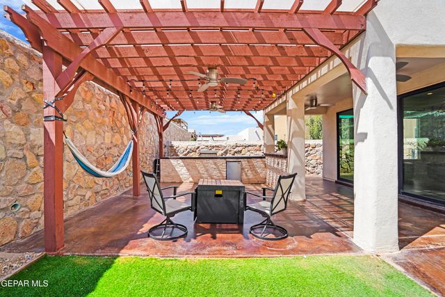 13660 Ness Avenue, Horizon City, TX 79928