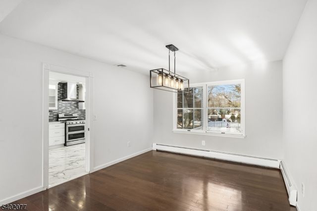 92 Mandeville Ave, Pequannock Twp., NJ 07440