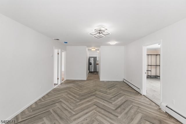 92 Mandeville Ave, Pequannock Twp., NJ 07440