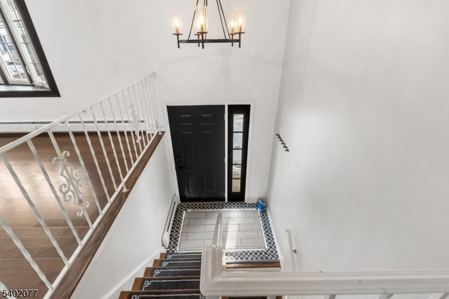 92 Mandeville Ave, Pequannock Twp., NJ 07440