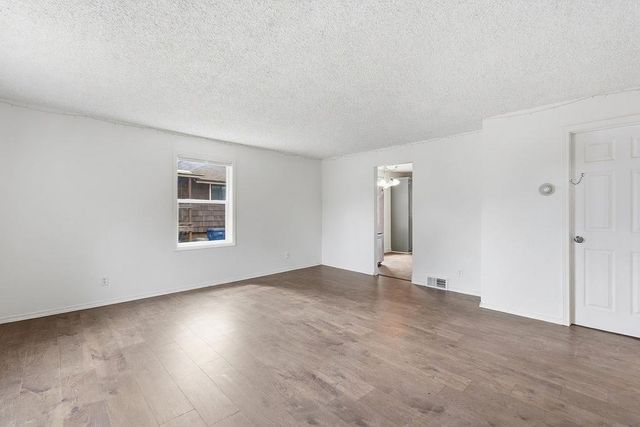 4317 N Evergreen Rd, Spokane, WA 99216