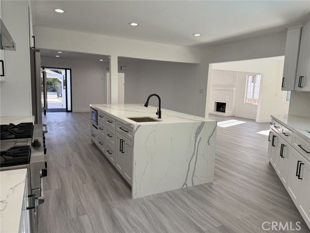 5527 Beckford Avenue, Tarzana (los Angeles), CA 91356
