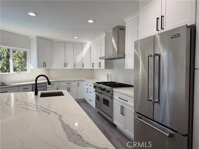 5527 Beckford Avenue, Tarzana (los Angeles), CA 91356