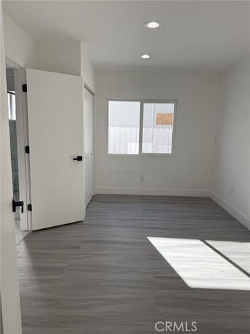 5527 Beckford Avenue, Tarzana (los Angeles), CA 91356