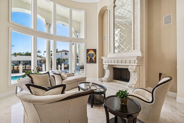 808 Dover Street, Boca Raton, FL 33487