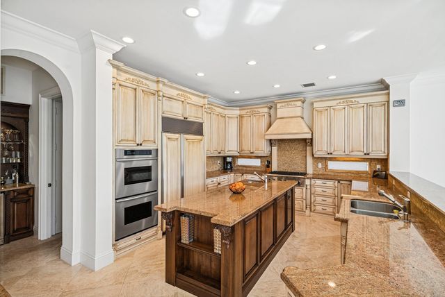 808 Dover Street, Boca Raton, FL 33487