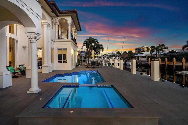 808 Dover Street, Boca Raton, FL 33487