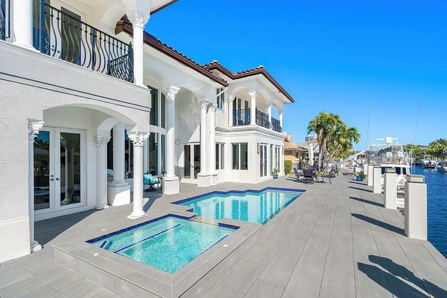 808 Dover Street, Boca Raton, FL 33487