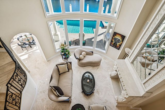 808 Dover Street, Boca Raton, FL 33487