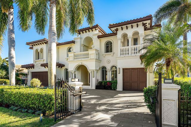 808 Dover Street, Boca Raton, FL 33487