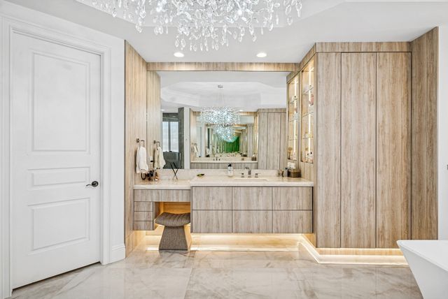 808 Dover Street, Boca Raton, FL 33487