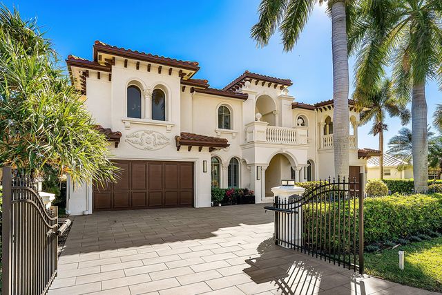 808 Dover Street, Boca Raton, FL 33487