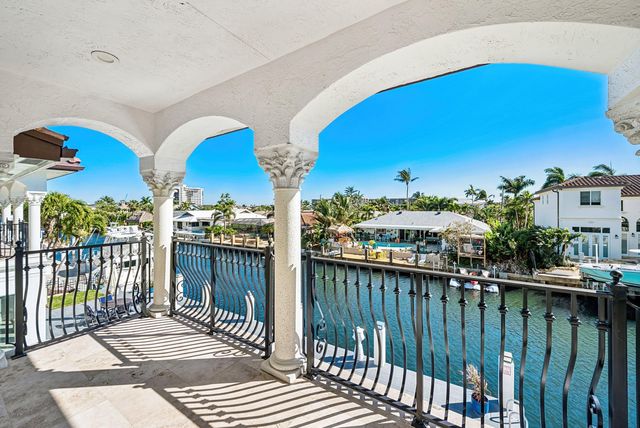 808 Dover Street, Boca Raton, FL 33487