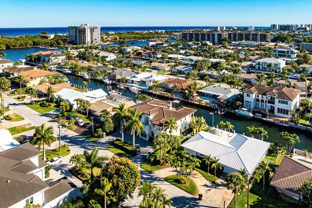 808 Dover Street, Boca Raton, FL 33487