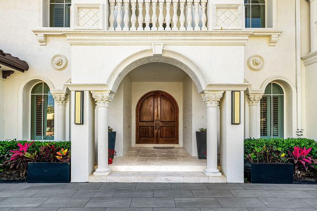 808 Dover Street, Boca Raton, FL 33487