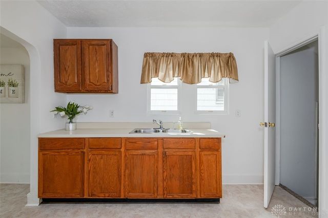 28 N Trenton Street, Dayton, OH 45417