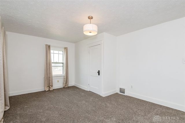 28 N Trenton Street, Dayton, OH 45417