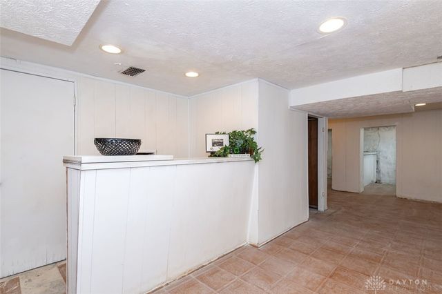 28 N Trenton Street, Dayton, OH 45417