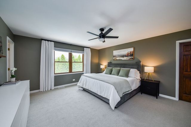 25W184 Setauket Avenue, Naperville, IL 60540