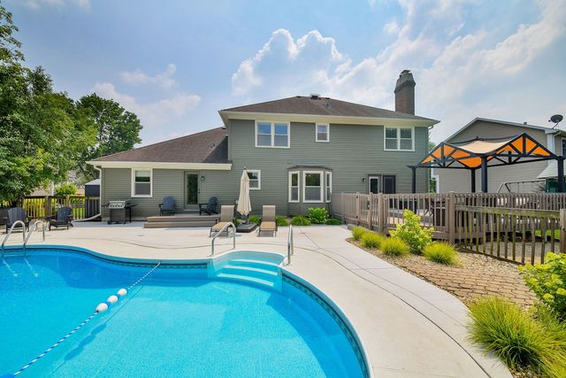 25W184 Setauket Avenue, Naperville, IL 60540