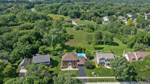 25W184 Setauket Avenue, Naperville, IL 60540