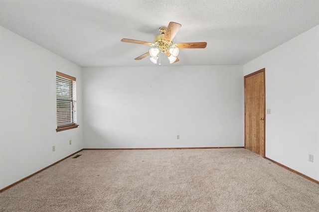 3005 SW 99th Street, Oklahoma City, OK 73159