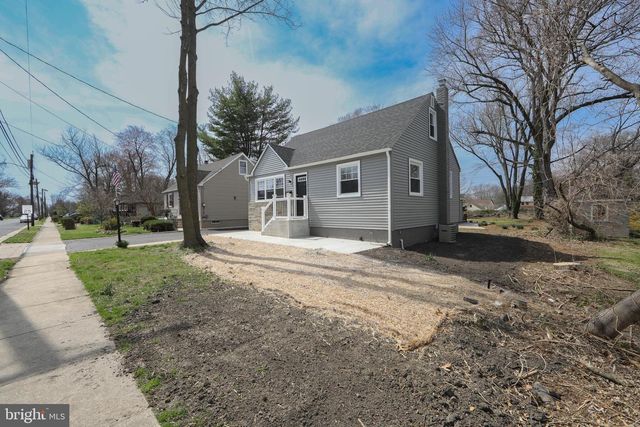 322 MONROE AVE, Cherry Hill, NJ 08002