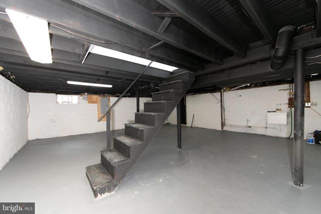 322 MONROE AVE, Cherry Hill, NJ 08002