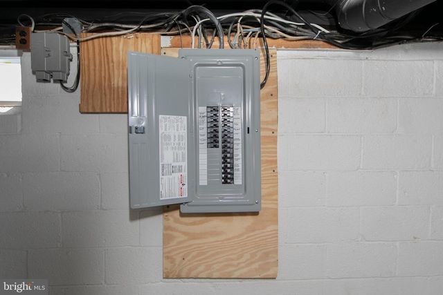 322 MONROE AVE, Cherry Hill, NJ 08002