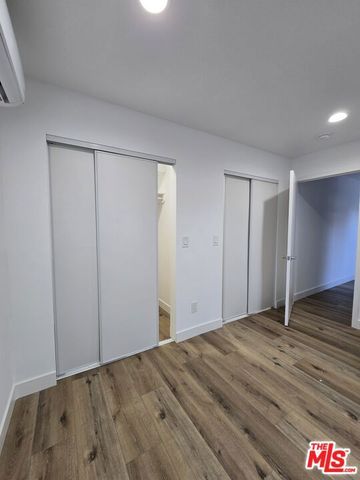 449 W 74th Street, Los Angeles, CA 90003