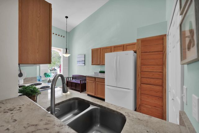 1305 Royal Troon Ln, St Augustine, FL 32086