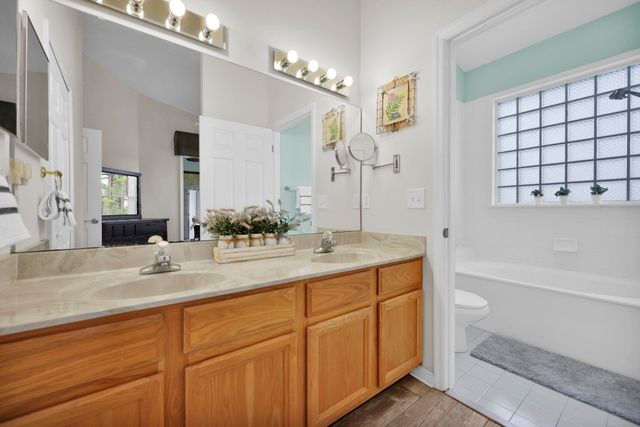 1305 Royal Troon Ln, St Augustine, FL 32086