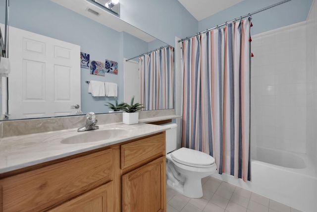 1305 Royal Troon Ln, St Augustine, FL 32086