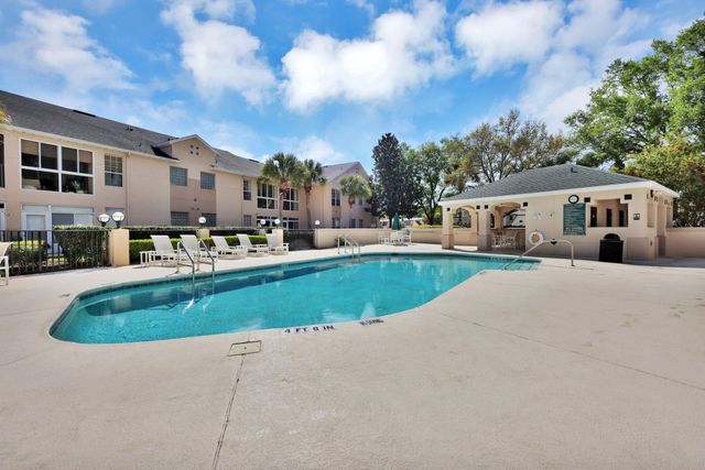 1305 Royal Troon Ln, St Augustine, FL 32086