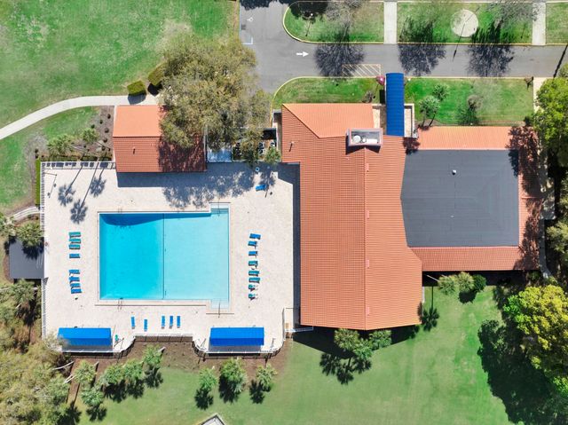 1305 Royal Troon Ln, St Augustine, FL 32086