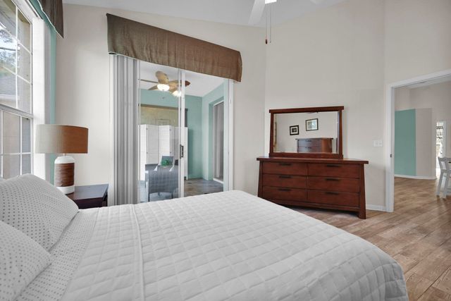 1305 Royal Troon Ln, St Augustine, FL 32086