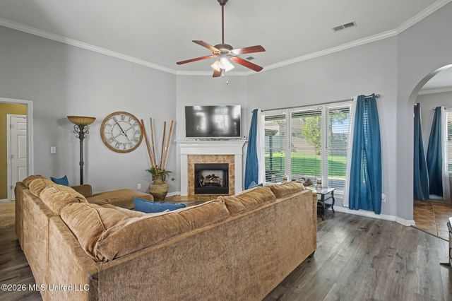 3815 Park Creek Drive, Southaven, MS 38672
