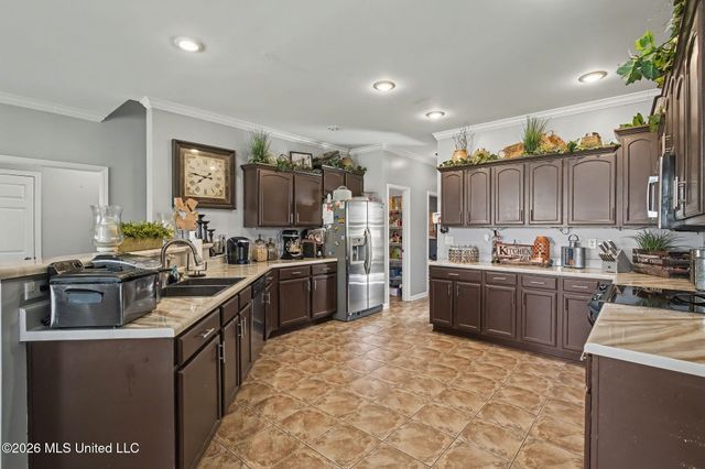 3815 Park Creek Drive, Southaven, MS 38672